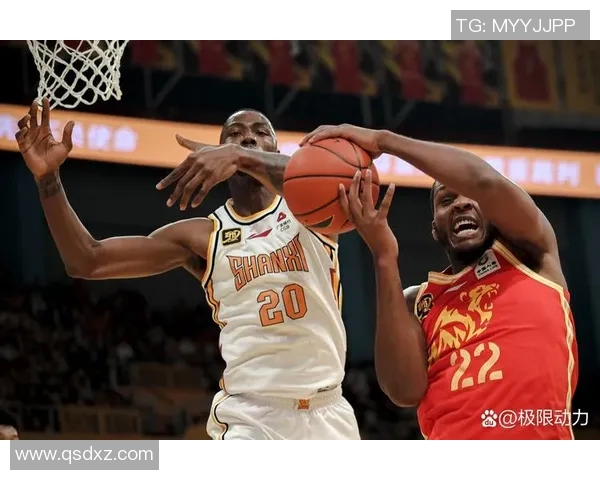 CBA激战四川队迎战首钢队双方争夺季后赛名额的关键之战